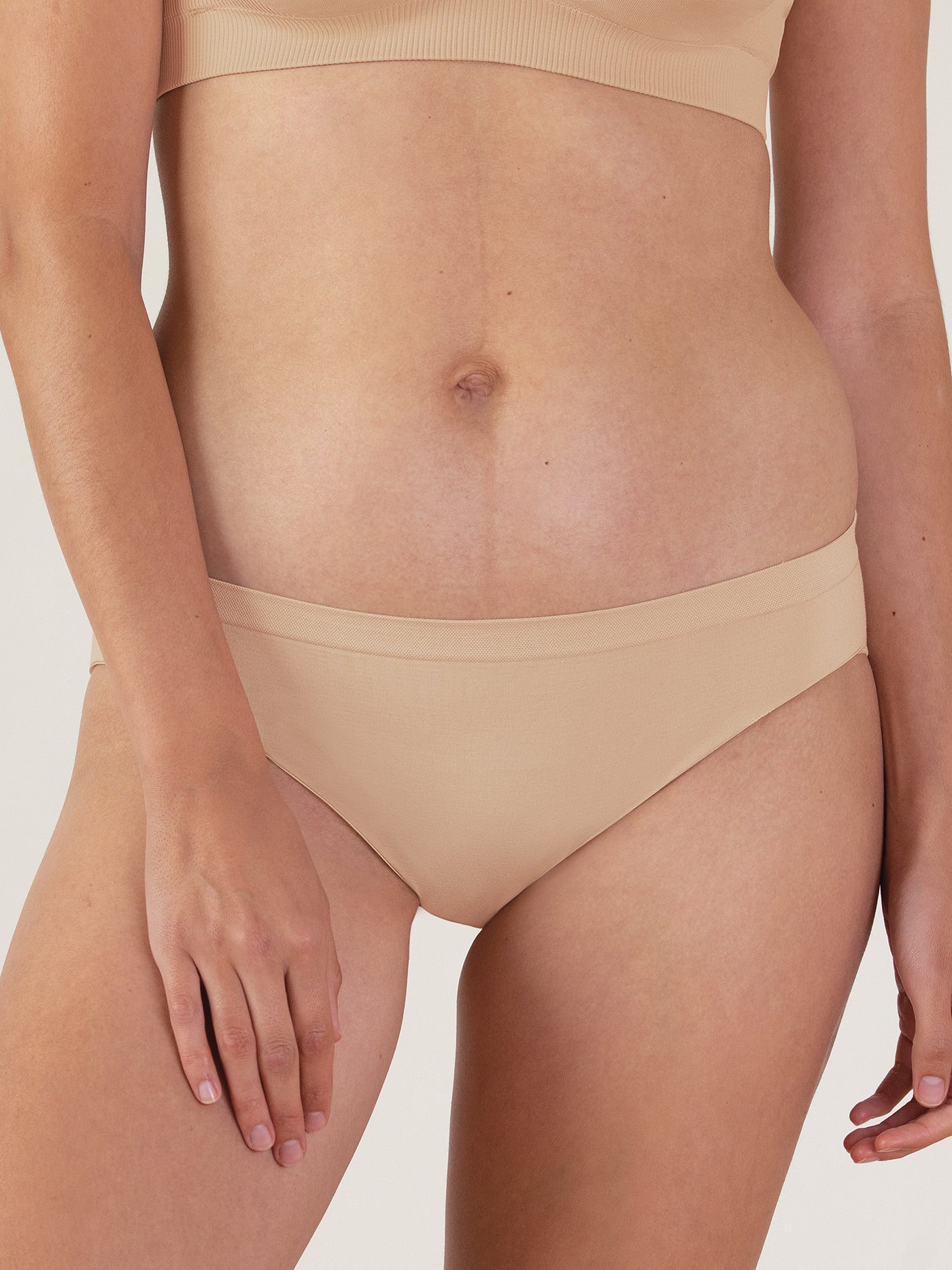 Mid-Rise Panty